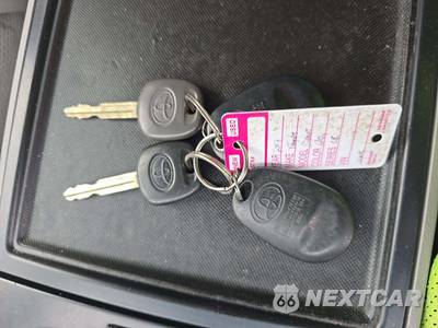 2017 Toyota Sienna LE 8-Passenger 119.3" WB - zdjęcie 8 z 32 - miniatura
