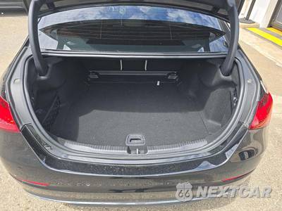 2023 Mercedes-Benz C 300 4MATIC Sedan - zdjęcie 14 z 24 - miniatura