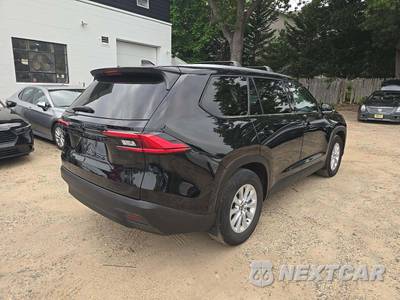 2024 Toyota Grand Highlander XLE - zdjęcie 3 z 24 - miniatura