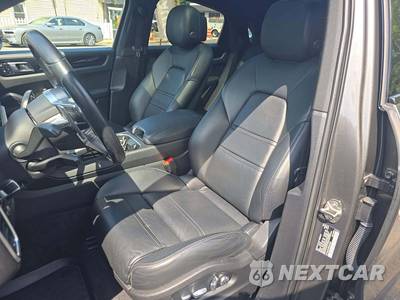 2021 Porsche Cayenne Coupe - zdjęcie 6 z 24 - miniatura