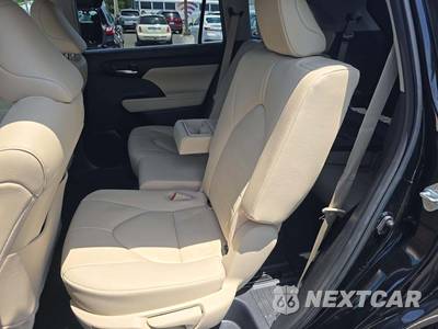 2023 Toyota Highlander XLE - zdjęcie 13 z 27 - miniatura