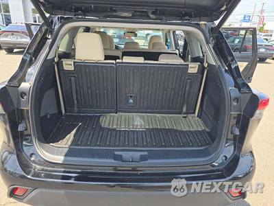2023 Toyota Highlander XLE - zdjęcie 15 z 27 - miniatura