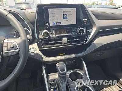 2023 Toyota Highlander XLE - zdjęcie 10 z 23 - miniatura