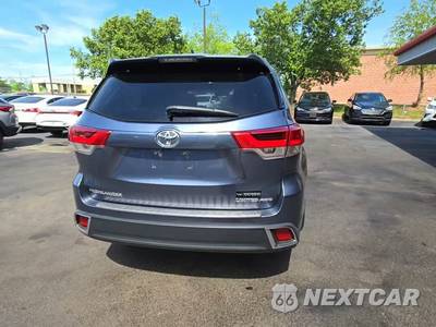 2018 Toyota Highlander Limited - zdjęcie 4 z 29 - miniatura