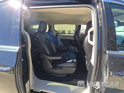 2024 Chrysler Pacifica Hybrid Select 121.6" WB - zdjęcie 14 z 21 - miniatura