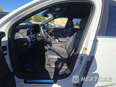 2025 Audi Q7 Premium 45 TFSI - zdjęcie 3 z 21 - miniatura