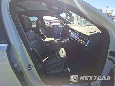 2025 Audi Q7 Premium 45 TFSI - zdjęcie 16 z 21 - miniatura