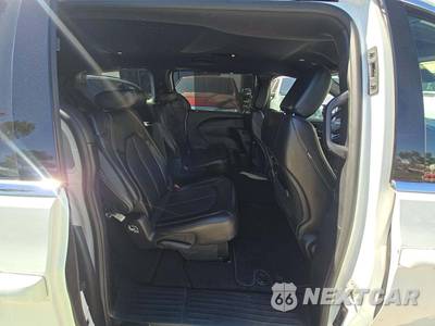 2025 Chrysler Pacifica Select 121.6" WB - zdjęcie 14 z 21 - miniatura