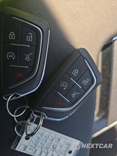 2025 Cadillac LYRIQ Sport 3 w/1SK - zdjęcie 5 z 20 - miniatura