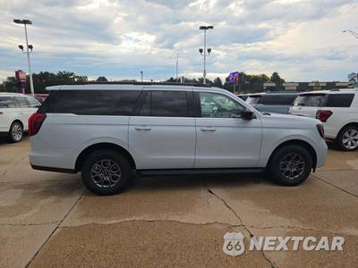 2025 Ford Expedition MAX Active - zdjęcie 4 z 21 - miniatura