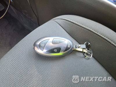 2026 Hyundai Kona SEL Sport - zdjęcie 8 z 21 - miniatura