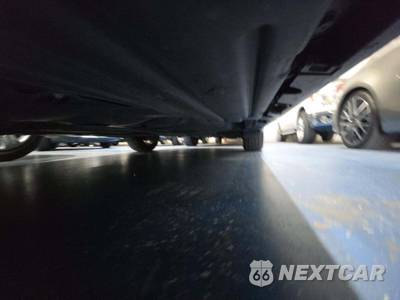 2016 Toyota Sienna XLE 8-Passenger 119.3" WB - zdjęcie 7 z 23 - miniatura