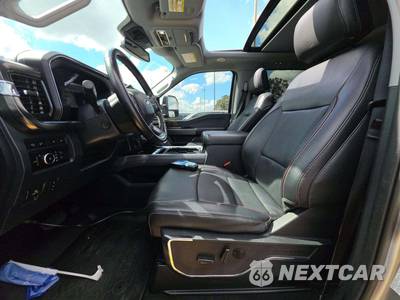 2024 Ford Super Duty F-250 Lariat Crew Cab Medium Bed - zdjęcie 6 z 21 - miniatura