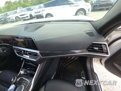 2020 BMW 3 Series Sedan 330i xDrive - zdjęcie 19 z 22 - miniatura