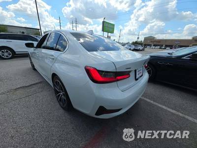 2020 BMW 3 Series Sedan 330i xDrive - zdjęcie 2 z 22 - miniatura
