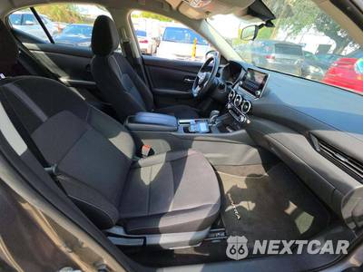 2025 Nissan Sentra SV - zdjęcie 18 z 21 - miniatura