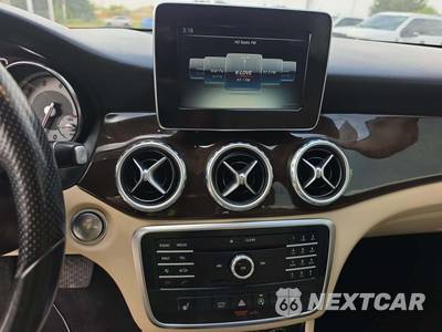 2016 Mercedes-Benz GLA 250 - zdjęcie 7 z 22 - miniatura