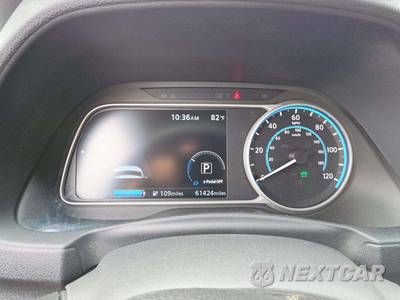 2019 Nissan LEAF SV - zdjęcie 9 z 25 - miniatura