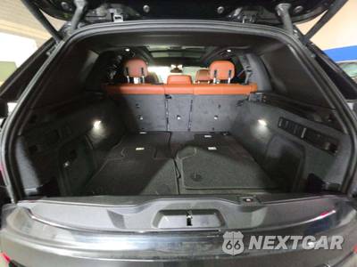 2021 BMW X5 Sports Activity Vehicle M50i - zdjęcie 14 z 21 - miniatura