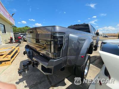 2022 Ford Super Duty F-450 Platinum Crew Cab Long Bed DRW - zdjęcie 3 z 22 - miniatura
