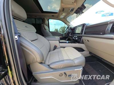 2026 Ford Super Duty F-450 Platinum Crew Cab Long Bed DRW - zdjęcie 18 z 21 - miniatura