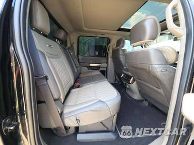 2026 Ford Super Duty F-450 Platinum Crew Cab Long Bed DRW - zdjęcie 16 z 21 - miniatura
