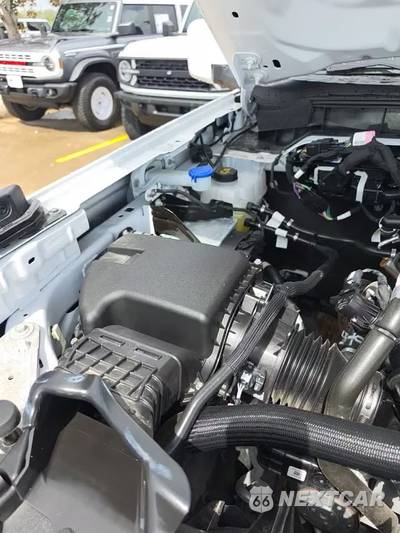 2026 Ford Bronco Outer Banks - zdjęcie 21 z 21 - miniatura