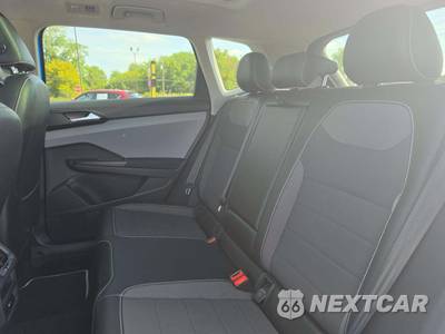 2023 Volkswagen Taos SE - zdjęcie 13 z 25 - miniatura