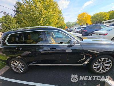 2025 BMW X7 xDrive40i - zdjęcie 4 z 23 - miniatura