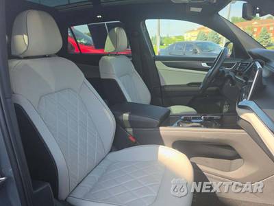 2024 Volkswagen Atlas Cross Sport 2.0T SEL Premium R-Line - zdjęcie 18 z 25 - miniatura