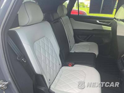 2024 Volkswagen Atlas Cross Sport 2.0T SEL Premium R-Line - zdjęcie 16 z 25 - miniatura