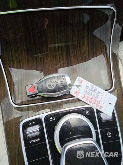 2016 Mercedes-Benz C 300 4MATIC - zdjęcie 8 z 25 - miniatura