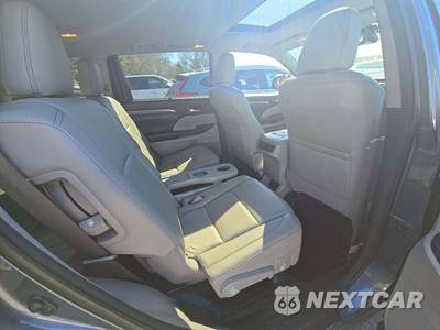 2018 Toyota Highlander Limited - zdjęcie 17 z 26 - miniatura