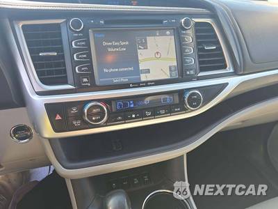 2018 Toyota Highlander Limited - zdjęcie 10 z 26 - miniatura