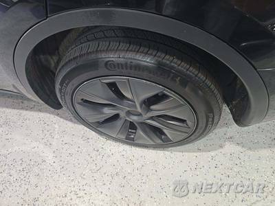 2023 Tesla Model Y Long Range - zdjęcie 22 z 25 - miniatura