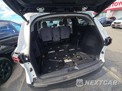 2026 Toyota Sienna LE 8-Passenger 120.5" WB - zdjęcie 15 z 24 - miniatura