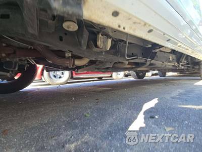 2022 Ram 1500 Classic SLT Crew Cab Short Bed - zdjęcie 7 z 24 - miniatura
