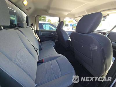 2022 Ram 1500 Classic SLT Crew Cab Short Bed - zdjęcie 16 z 24 - miniatura