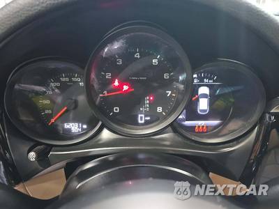 2020 Porsche Macan - zdjęcie 9 z 24 - miniatura