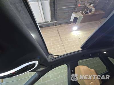 2020 Porsche Macan - zdjęcie 11 z 24 - miniatura