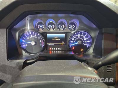 2016 Ford Super Duty F-250 Lariat Crew Cab Long Bed - zdjęcie 9 z 31 - miniatura