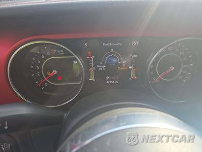 2020 Jeep Gladiator Rubicon Crew Cab Medium Bed - zdjęcie 9 z 23 - miniatura