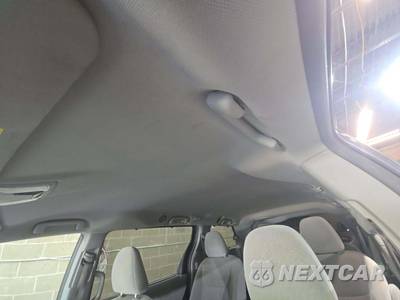 2015 Toyota Sienna LE 8-Passenger 119.3" WB - zdjęcie 11 z 28 - miniatura