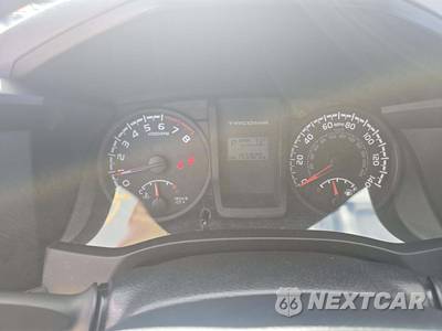 2016 Toyota Tacoma SR Crew Cab Medium Bed - zdjęcie 9 z 25 - miniatura