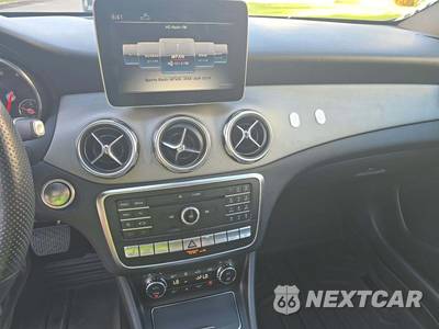 2019 Mercedes-Benz GLA 250 4MATIC - zdjęcie 10 z 23 - miniatura