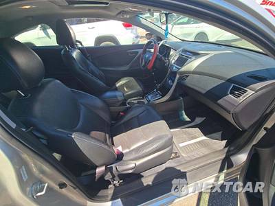 2013 Hyundai Elantra Coupe SE - zdjęcie 18 z 35 - miniatura