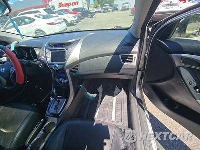 2013 Hyundai Elantra Coupe SE - zdjęcie 19 z 35 - miniatura