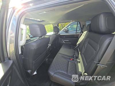 2024 Toyota Sequoia SR5 - zdjęcie 13 z 25 - miniatura
