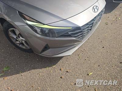 2021 Hyundai Elantra SE - zdjęcie 21 z 30 - miniatura