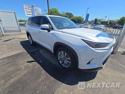 2025 Toyota Grand Highlander Platinum - zdjęcie 4 z 24 - miniatura